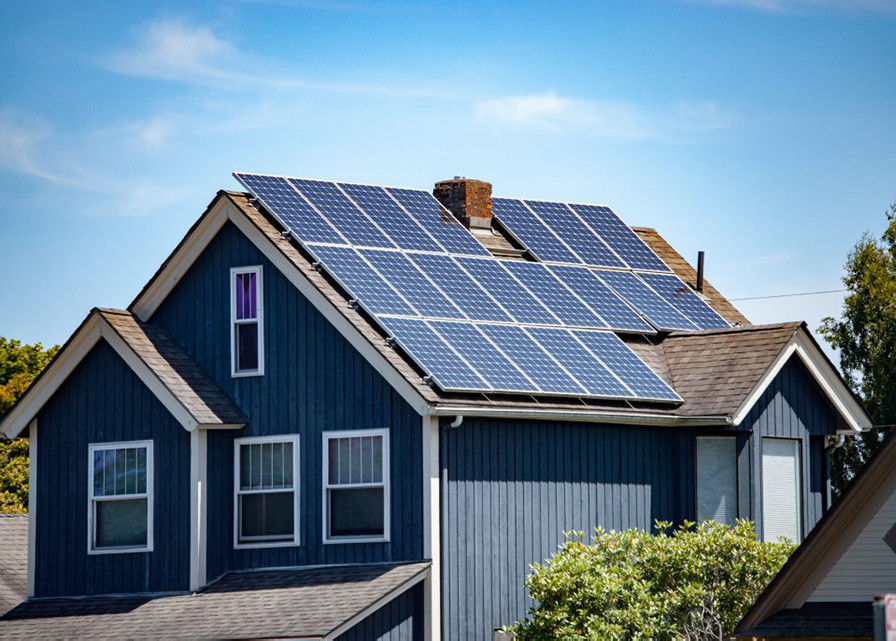 1 conjunto de suportes de instalação para unidade solar híbrida com certificado CEI