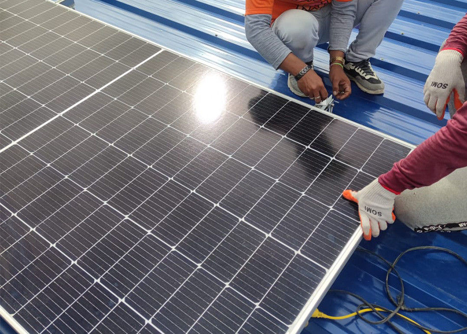 UE EUA Sistemas de energia solar híbrida de 50 kW 10kw 15kw Para casa 20kw 30kw Sistema solar industrial