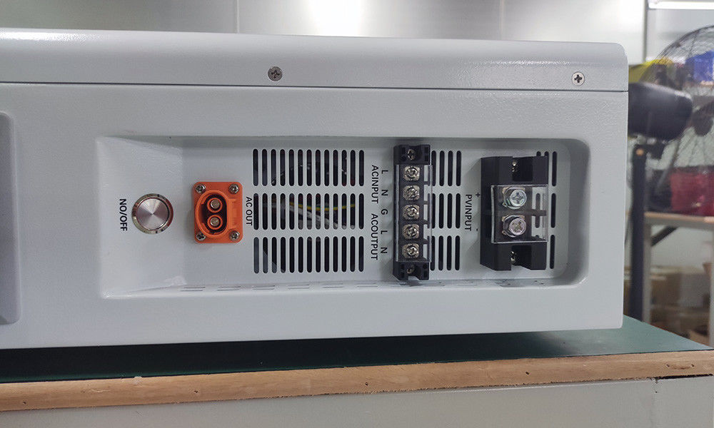 Sistema de painéis solares todo-em-um ESS Off Grid Inverter 5kWh Inverter 5KW Balcão
