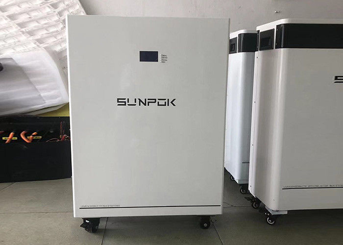 Eu Stock Bateria de armazenamento de energia solar 48v 51.2v 50ah 100ah 200ah 300ah Baterias de iões de lítio
