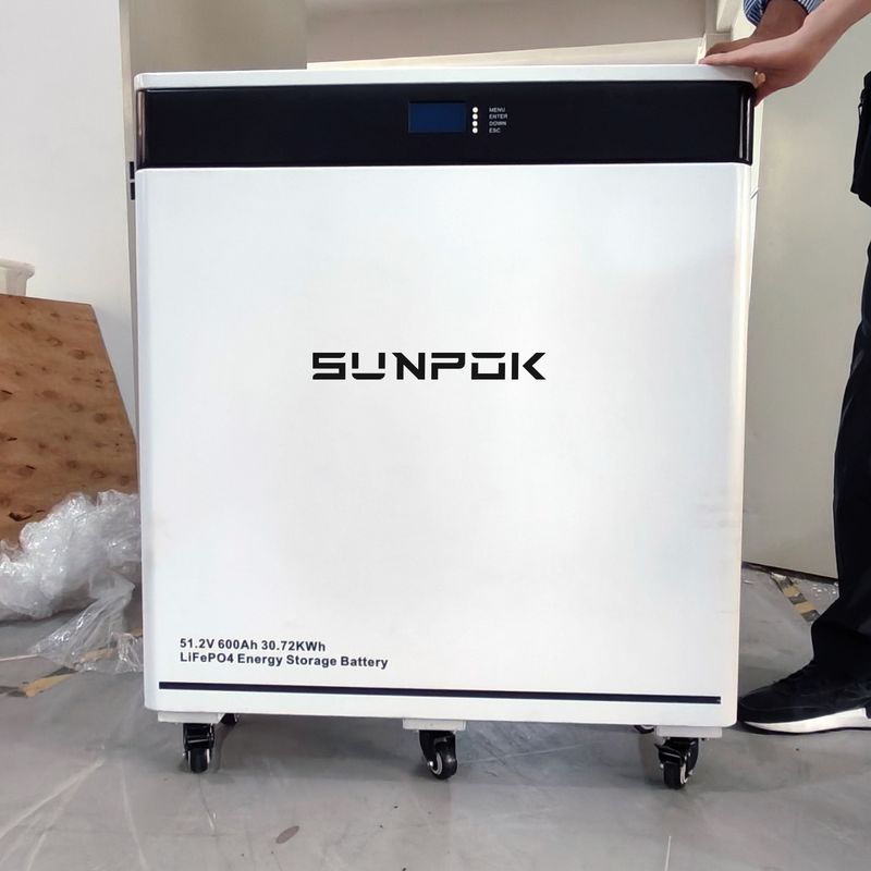 48v 51.2v 600ah Tipo de piso Lifepo4 Bateria 200A Smart BMS 30kwh Bateria de lítio para armazenamento de energia doméstica
